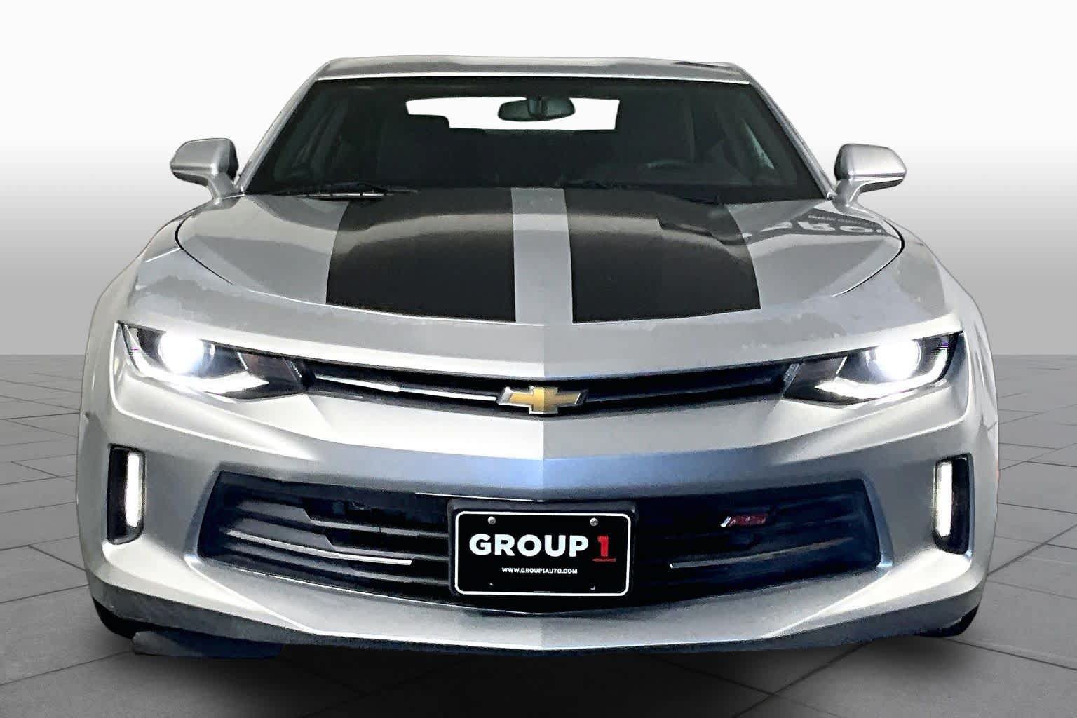 Used 2018 Chevrolet Camaro LT w/ RS Package RWD image 4