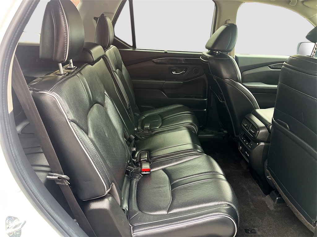 Used 2023 Honda Pilot Elite image 30