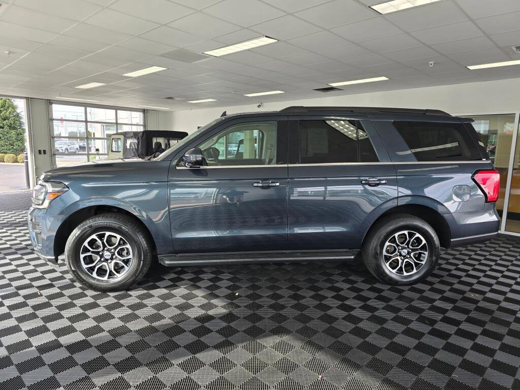 Used 2024 Ford Expedition XLT image 7