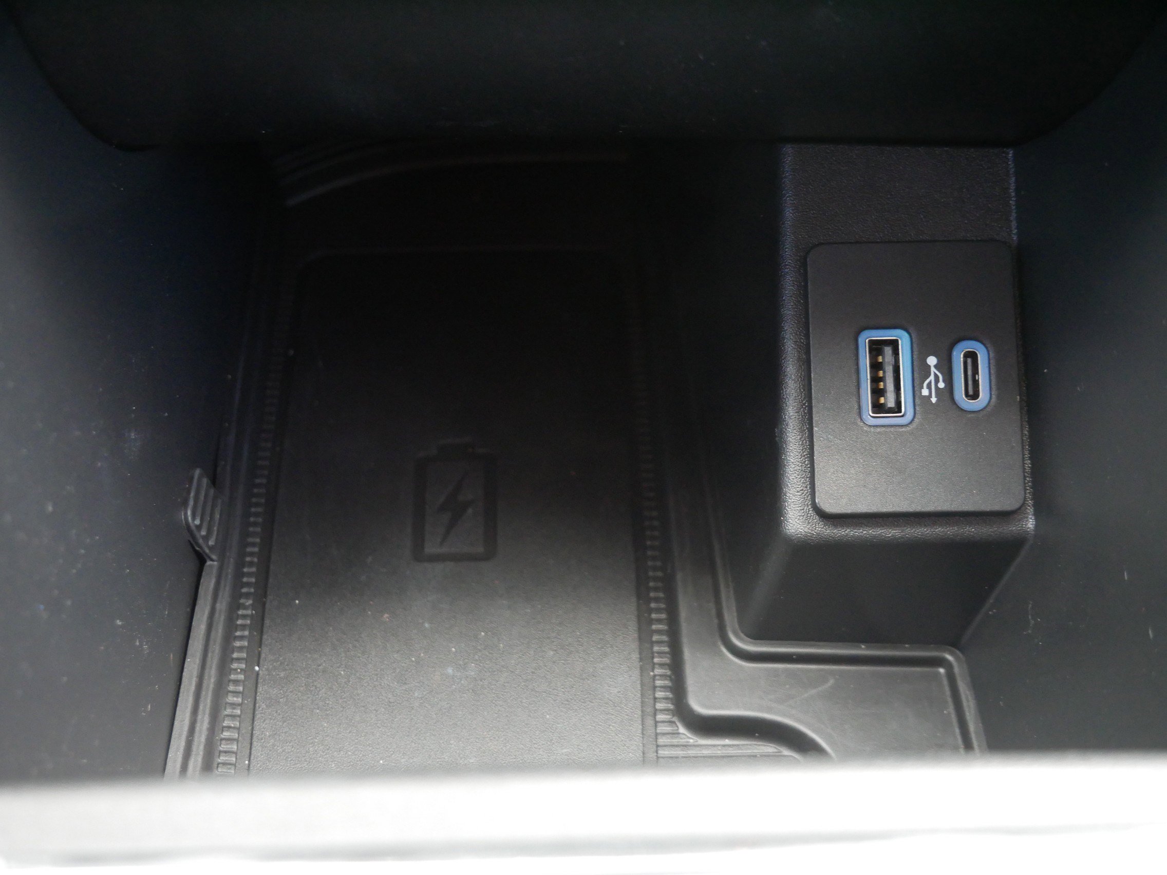 Used 2022 Ford Edge SEL w/ Convenience Package AWD/4WD image 31