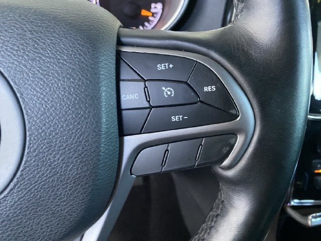 Used 2021 Jeep Grand Cherokee Laredo X RWD image 31