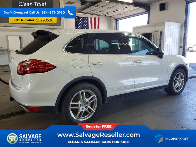Used 2013 Porsche Cayenne AWD/4WD image 4