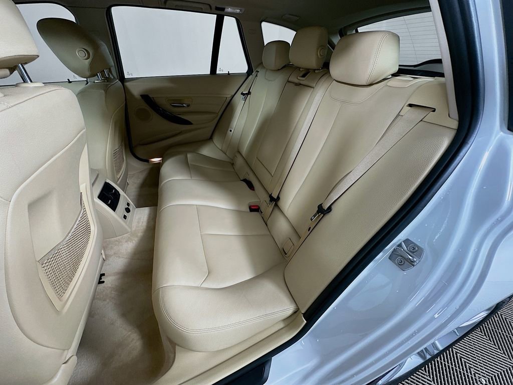 Used 2015 BMW 328i xDrive Wagon image 25