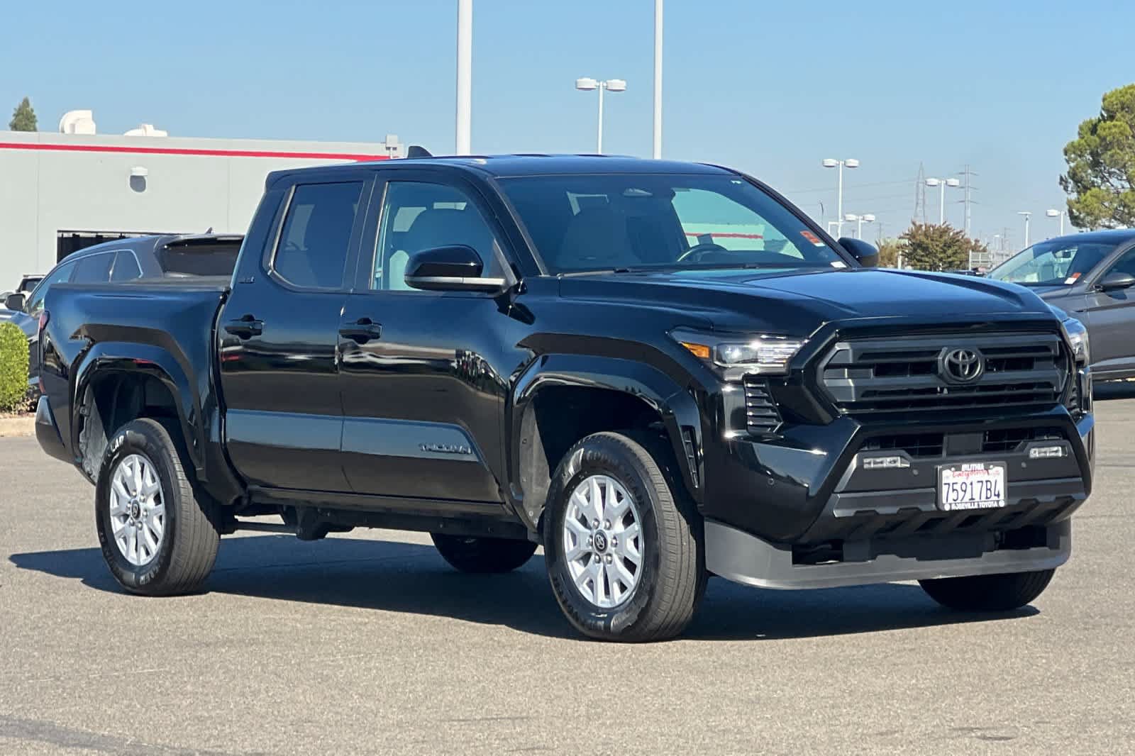 Certified 2024 Toyota Tacoma SR5 w/ SR5 Upgrade Package AWD/4WD image 5