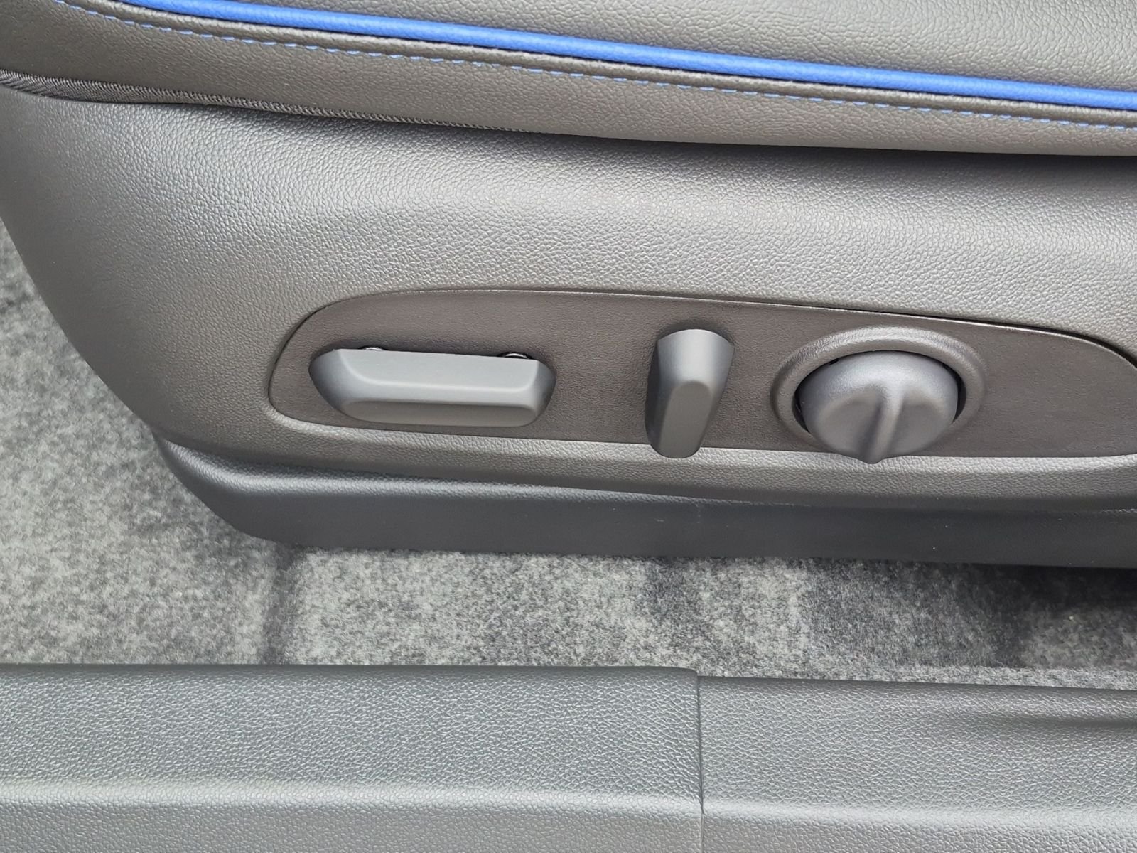 New 2026 Buick Envista Sport Touring w/ Convenience I Package FWD image 35