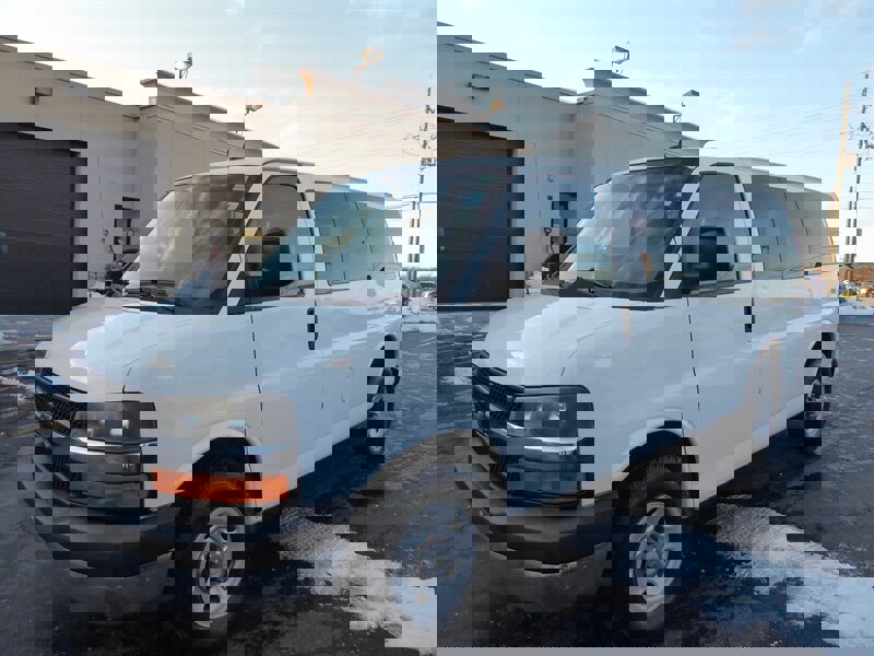 Used 2012 Chevrolet Express 2500 LT w/ LT Preferred Equipment Group image 3