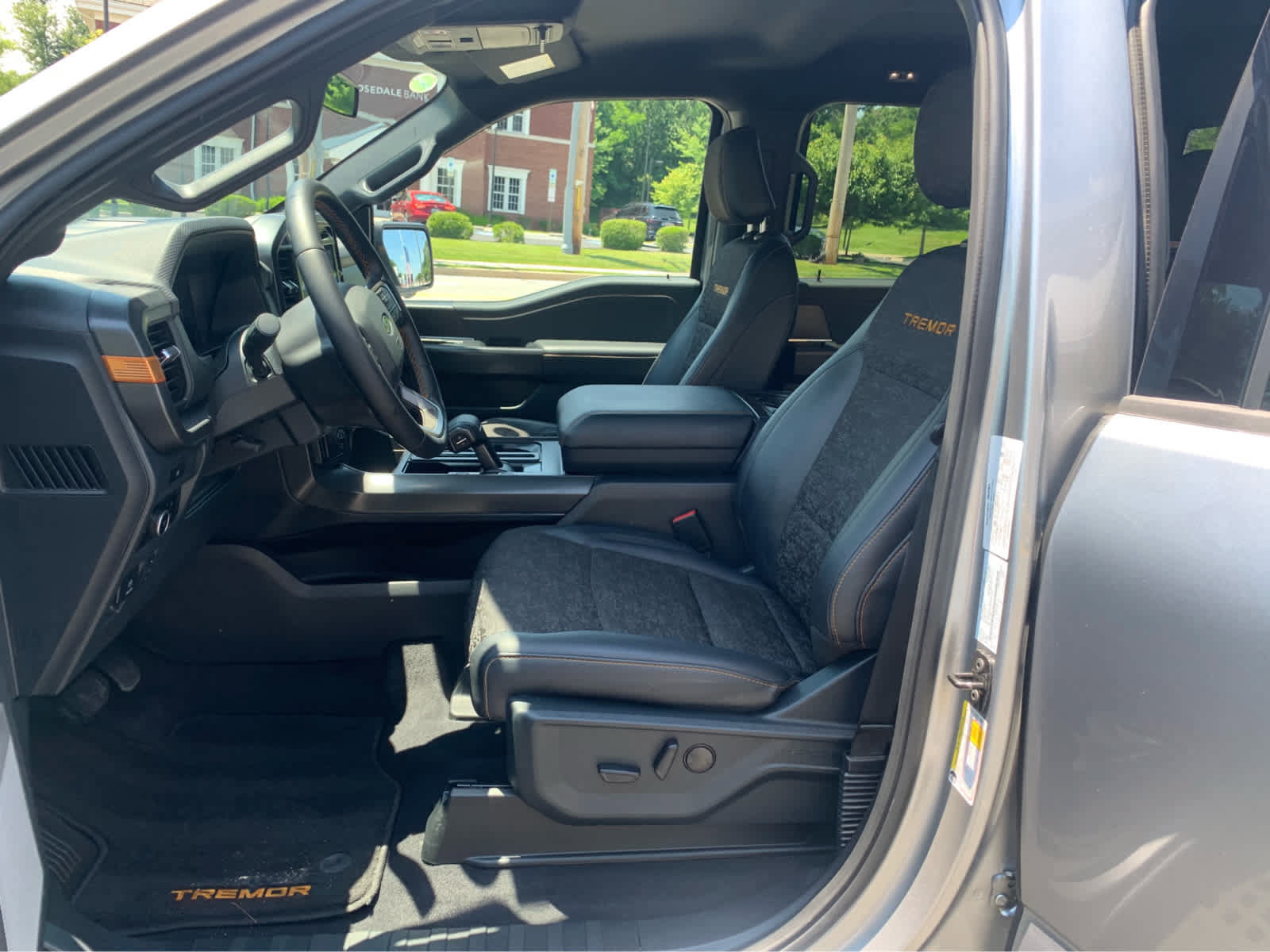 Used 2025 Ford F150 Tremor w/ Bed Utility Package AWD/4WD image 10