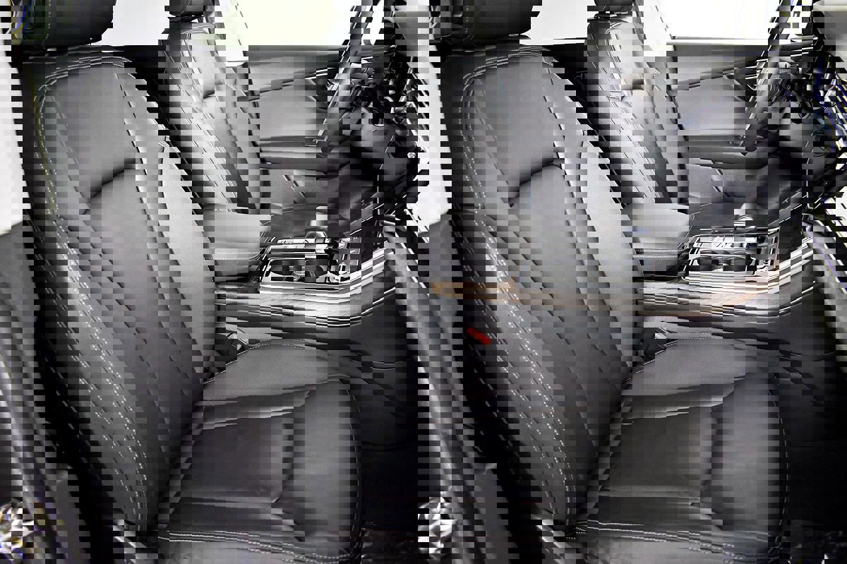 Used 2019 Audi Q8 Premium w/ Convenience Package image 46