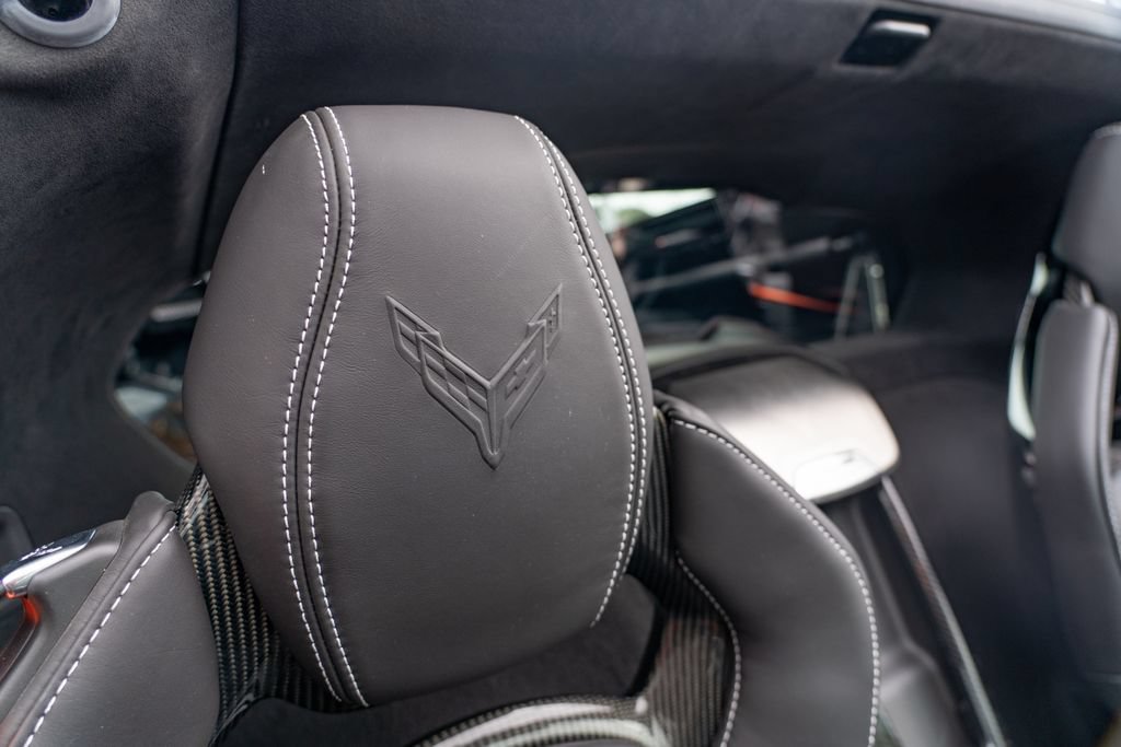 Used 2022 Chevrolet Corvette Stingray Premium Cpe w/ Z51 Performance Package RWD image 22