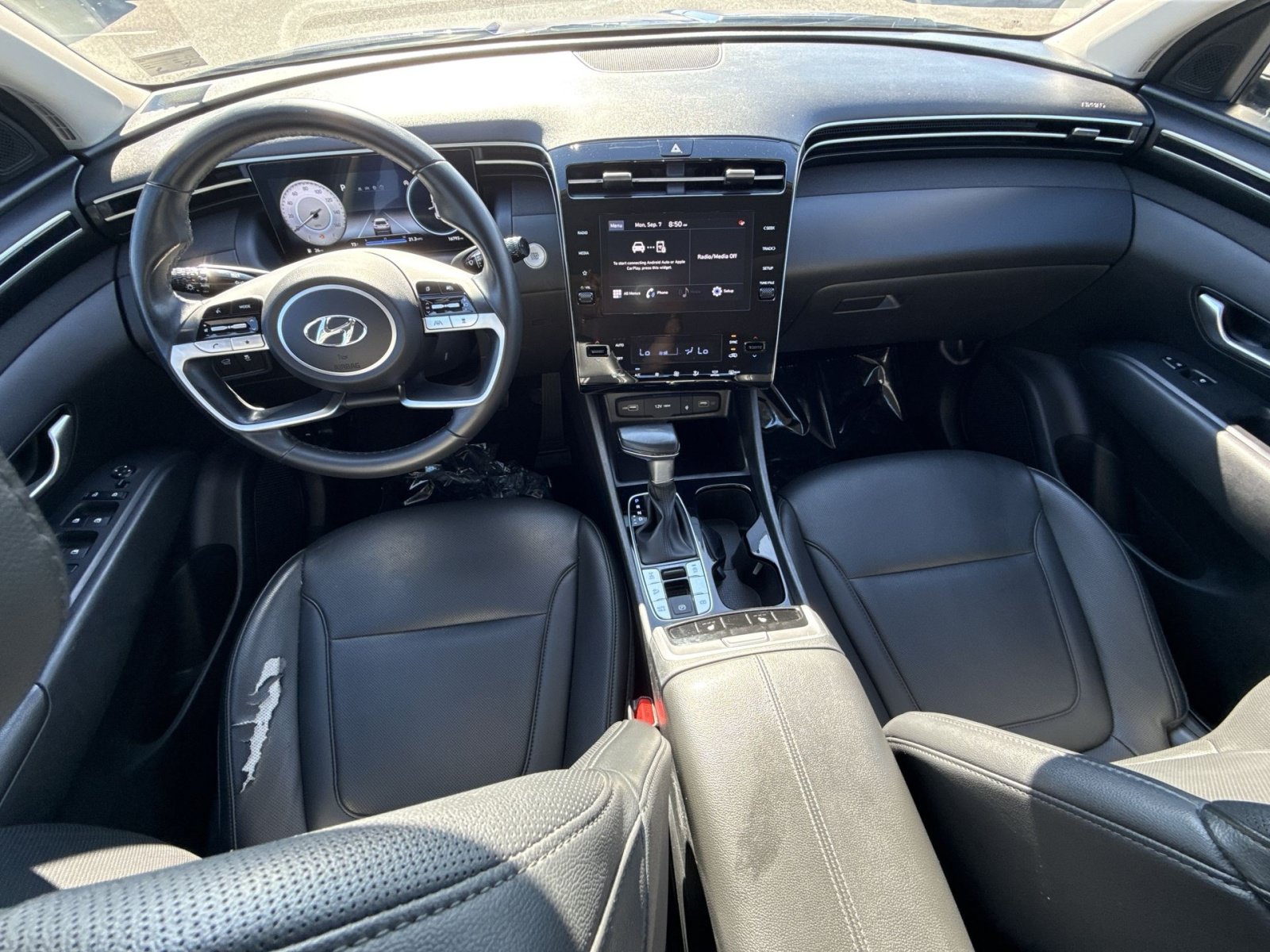 Used 2023 Hyundai Tucson SEL w/ Convenience Package AWD/4WD image 19