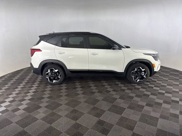 Used 2026 Kia Seltos S AWD/4WD image 5