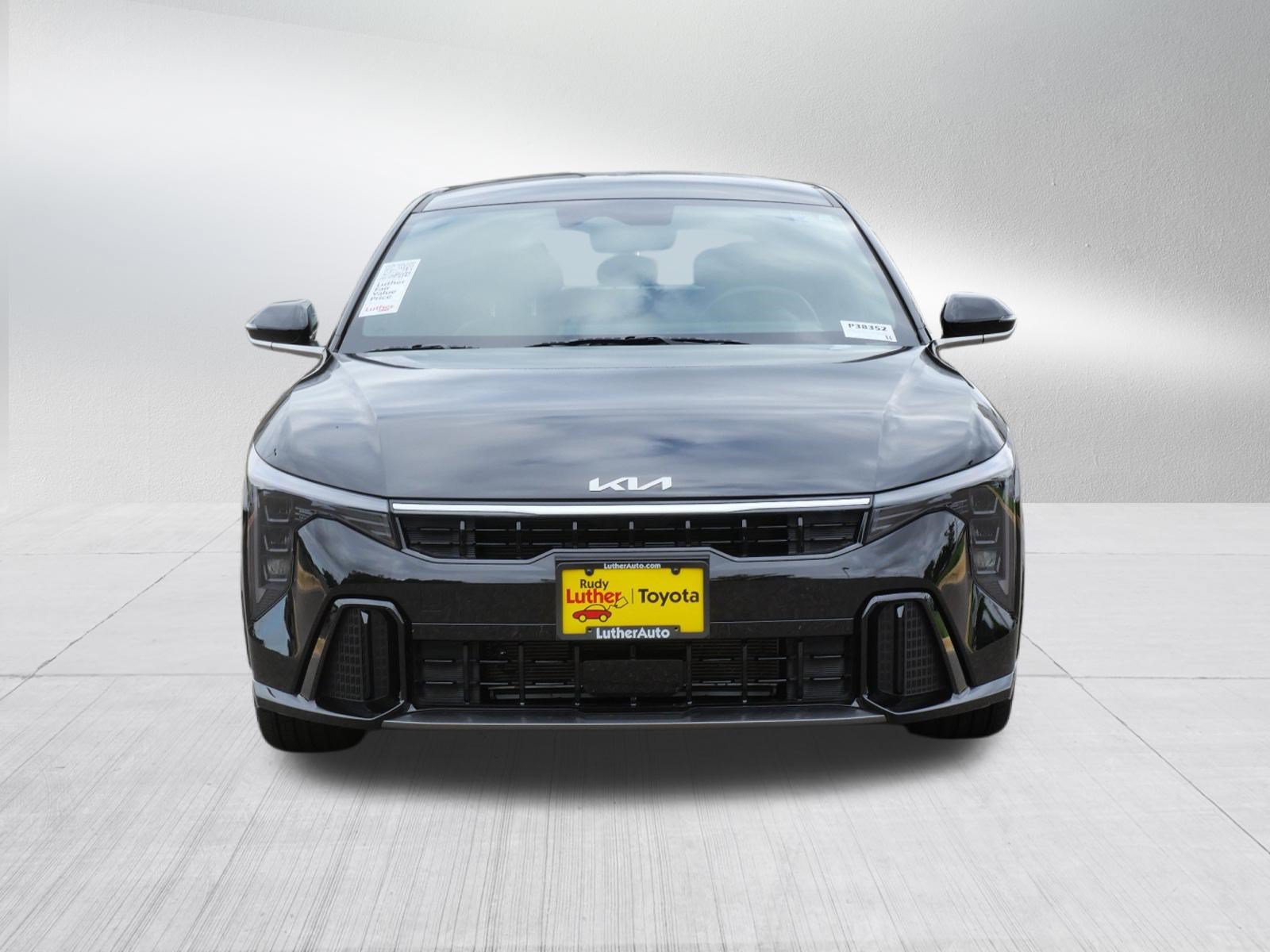 Used 2026 Kia K4 GT-Line FWD image 2