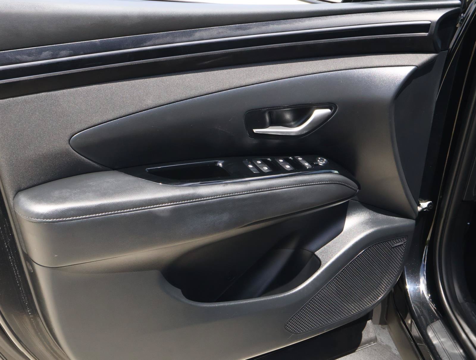 Used 2022 Hyundai Tucson SEL w/ Convenience + Premium Package FWD image 15