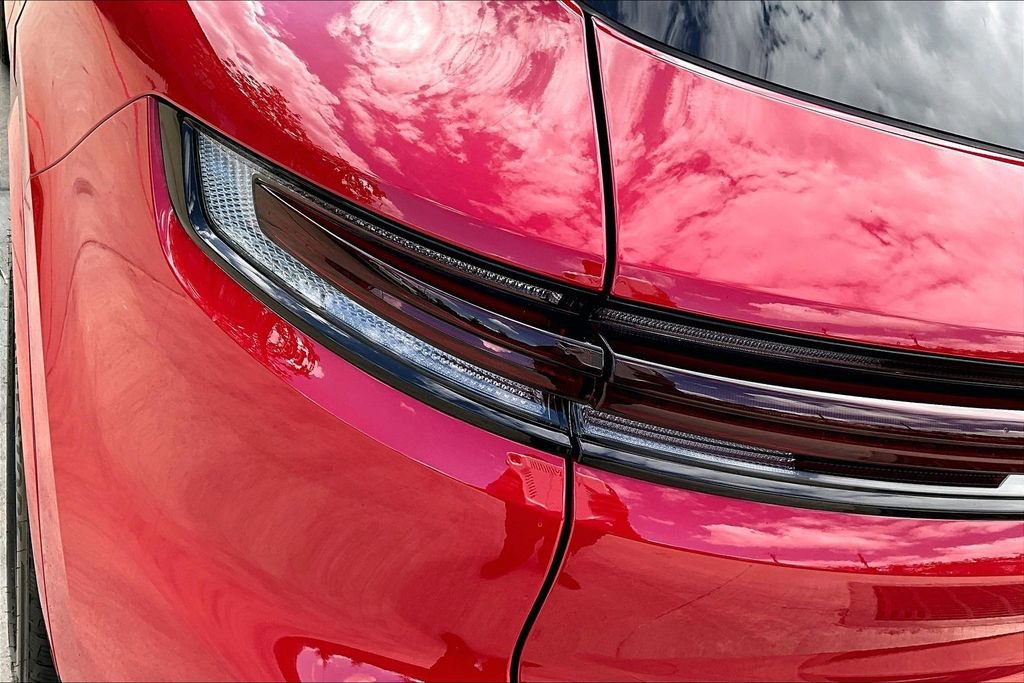 Used 2024 Porsche Cayenne image 40