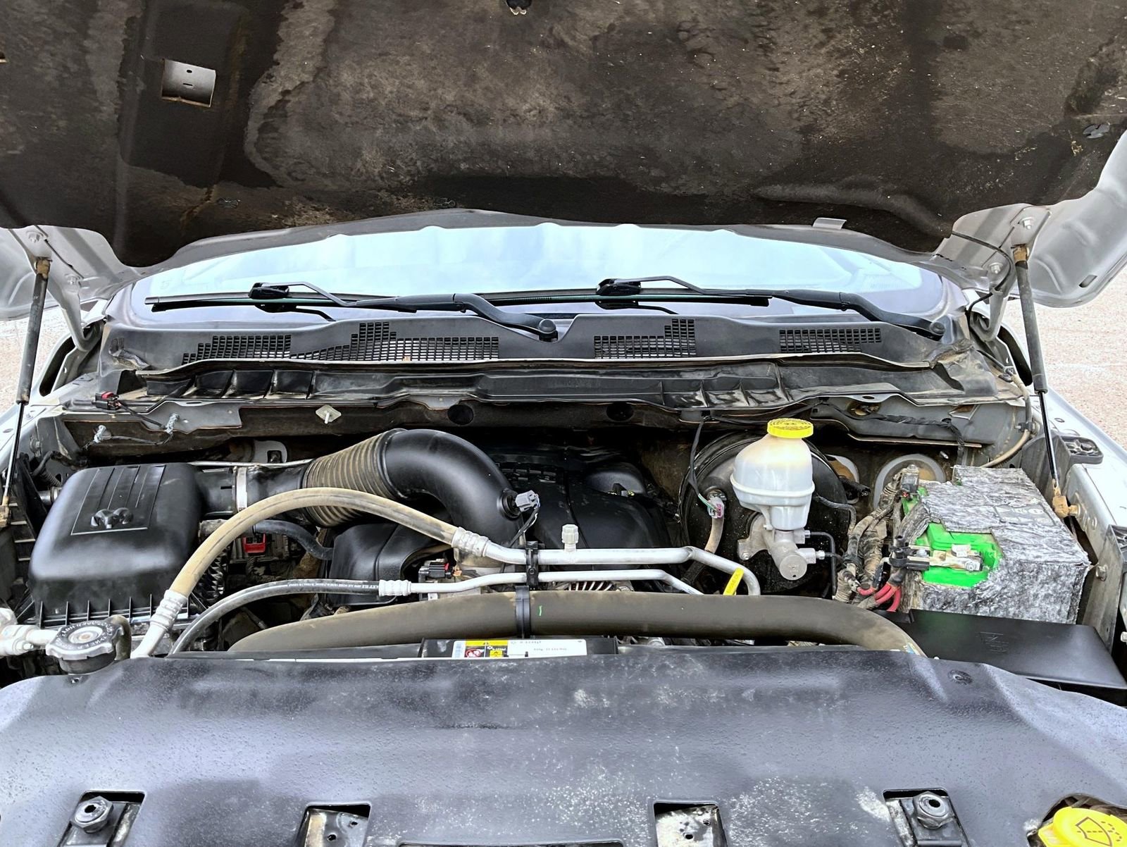 Used 2018 RAM 1500 Laramie image 24