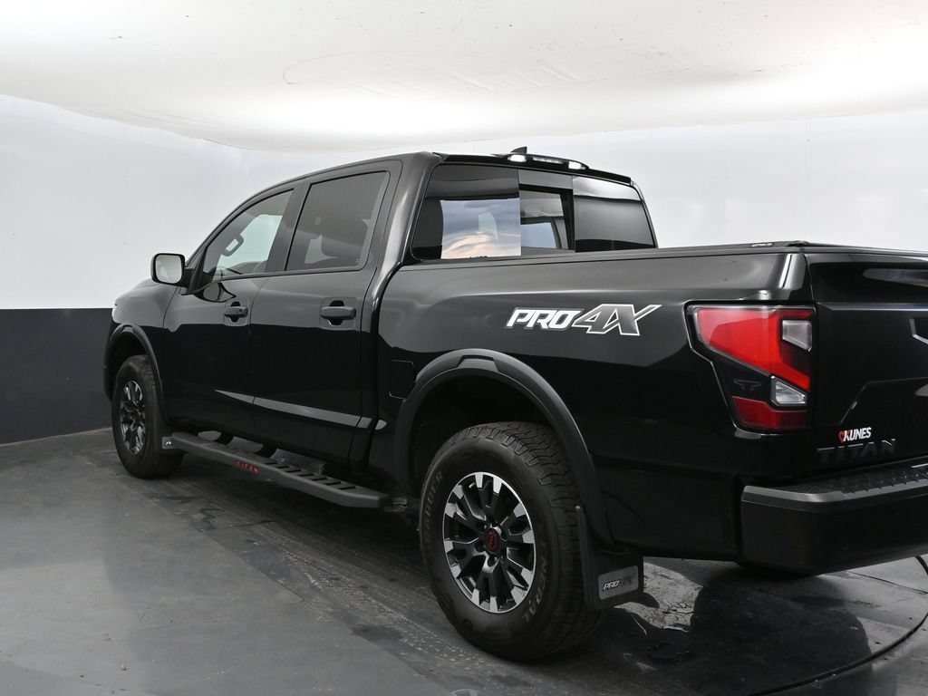 Used 2023 Nissan Titan PRO-4X w/ Off Road Protection Package AWD/4WD image 9
