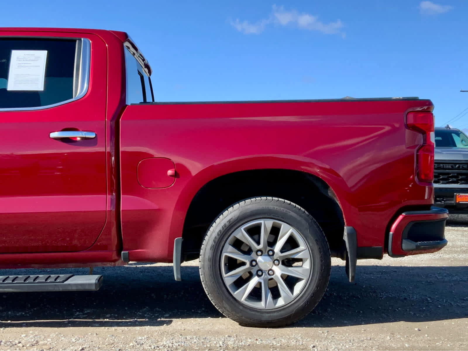 Used 2019 Chevrolet Silverado 1500 High Country image 12