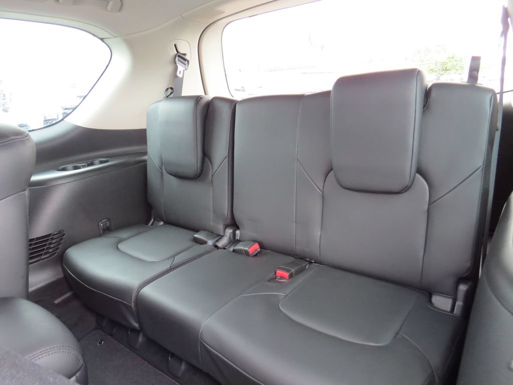 Used 2023 Nissan Armada SL w/ Captain's Chairs Package RWD image 17