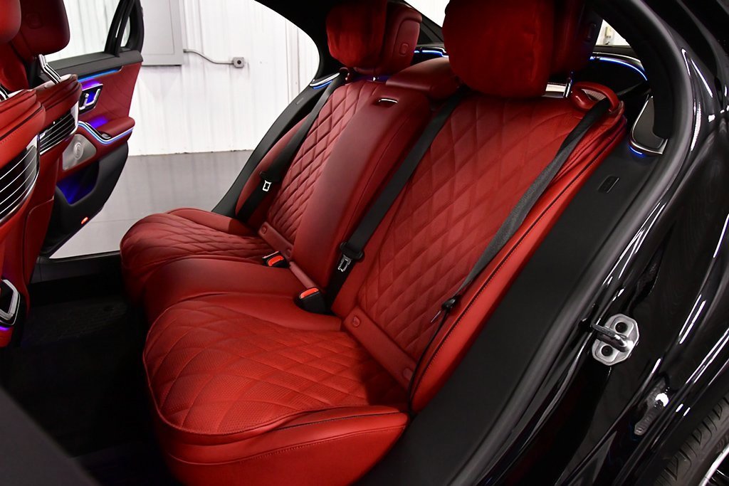 Used 2025 Mercedes-Benz S 580 4MATIC Sedan image 29
