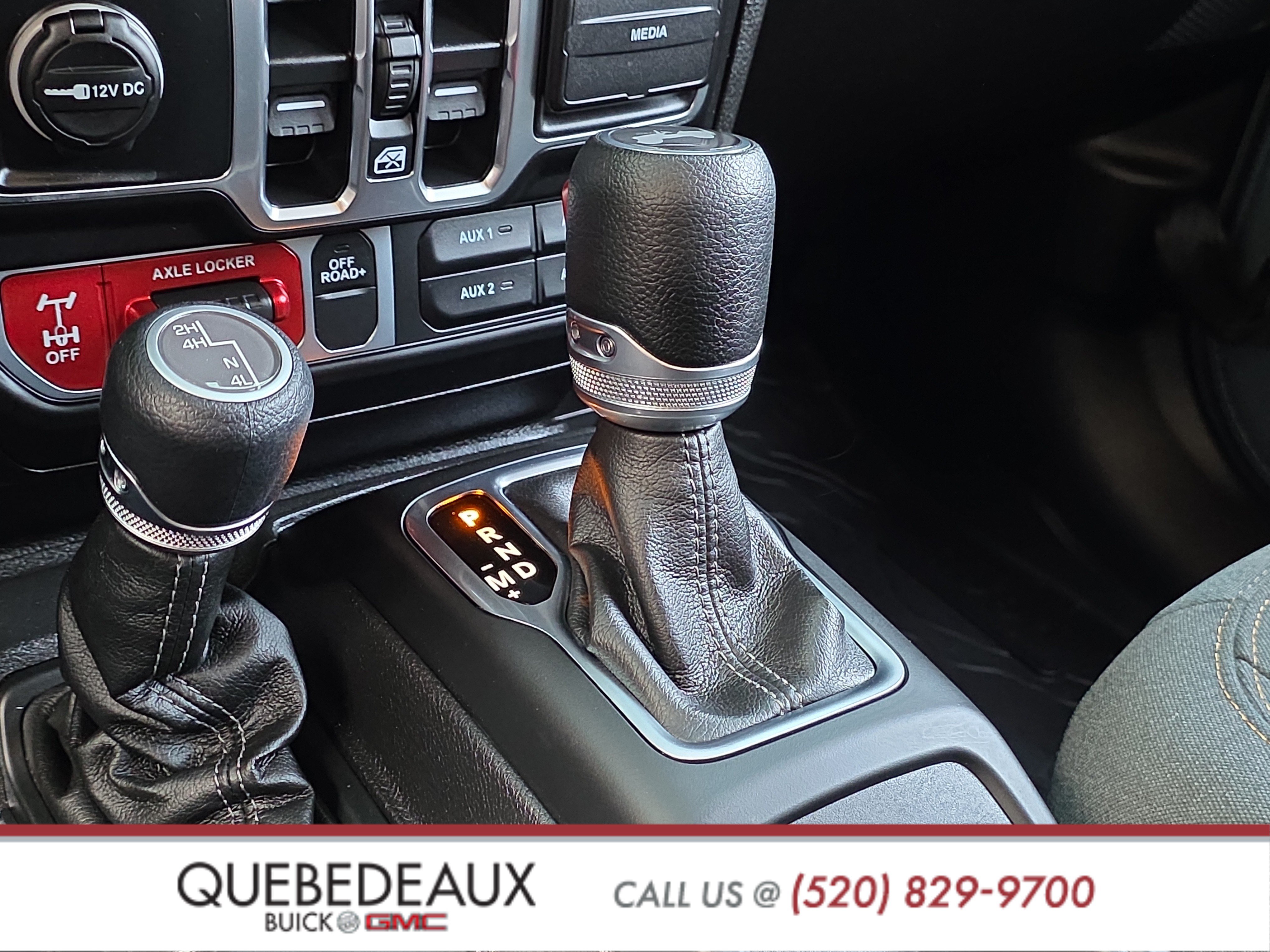 Used 2025 Jeep Wrangler Unlimited Sport AWD/4WD image 23