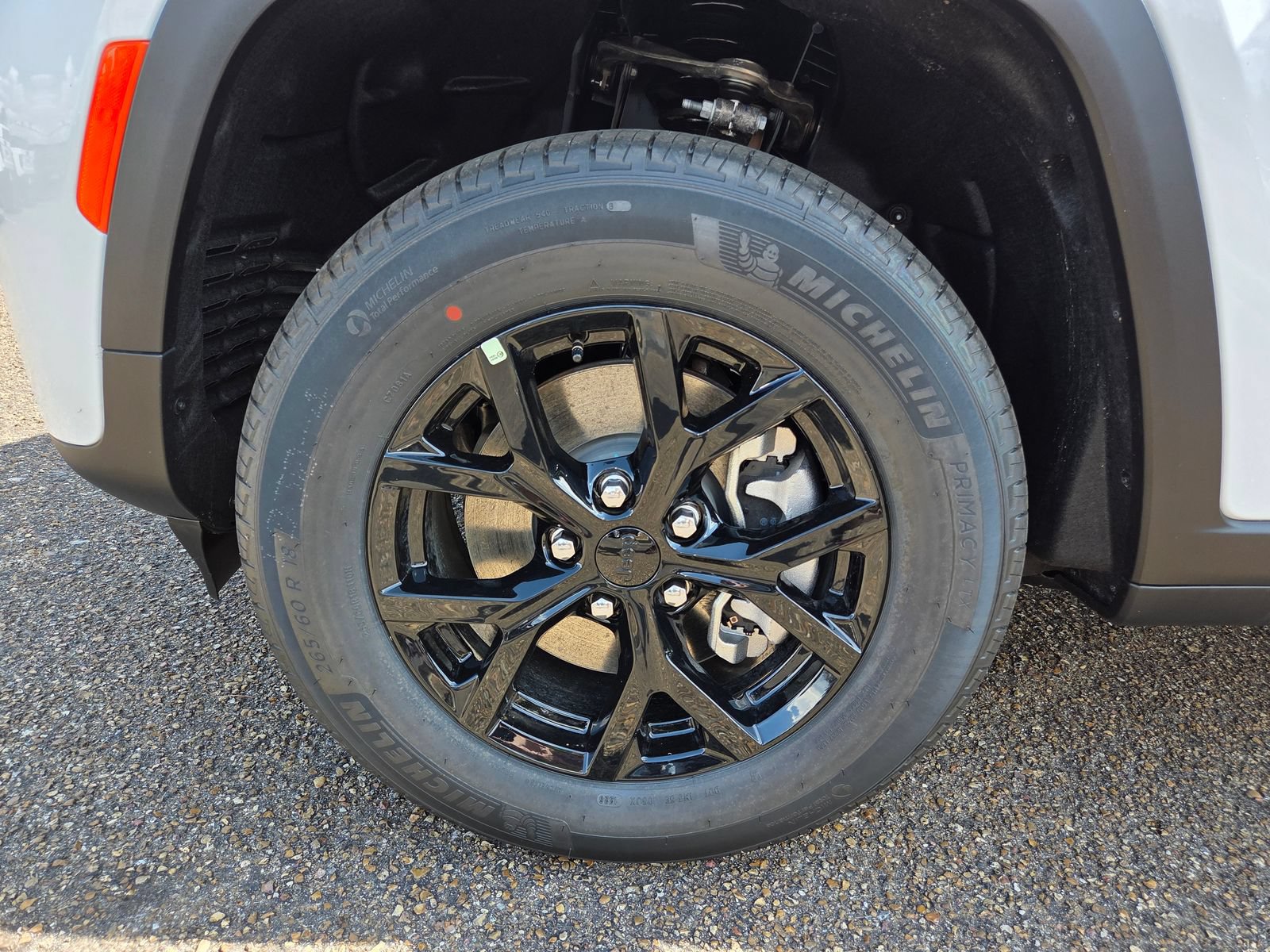 New 2026 Jeep Grand Cherokee L 2WD image 24