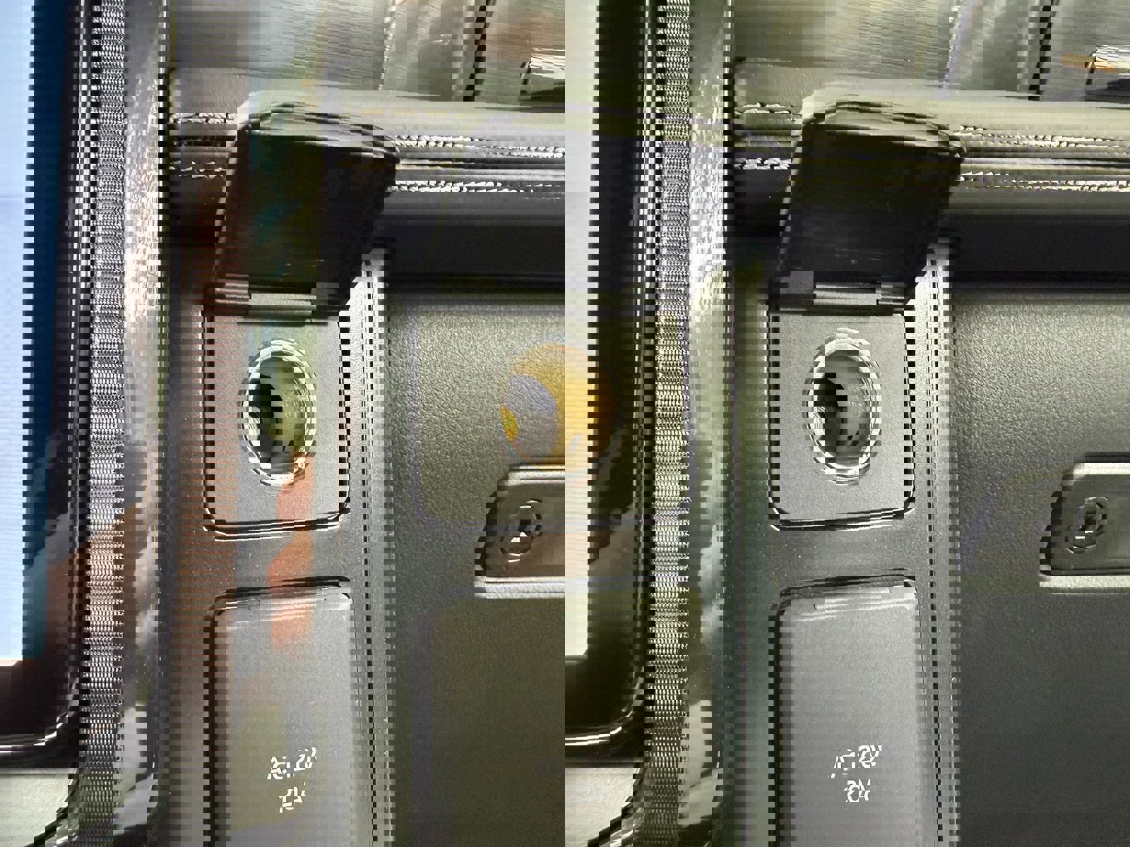 New 2025 Ford F150 Lightning Platinum image 61