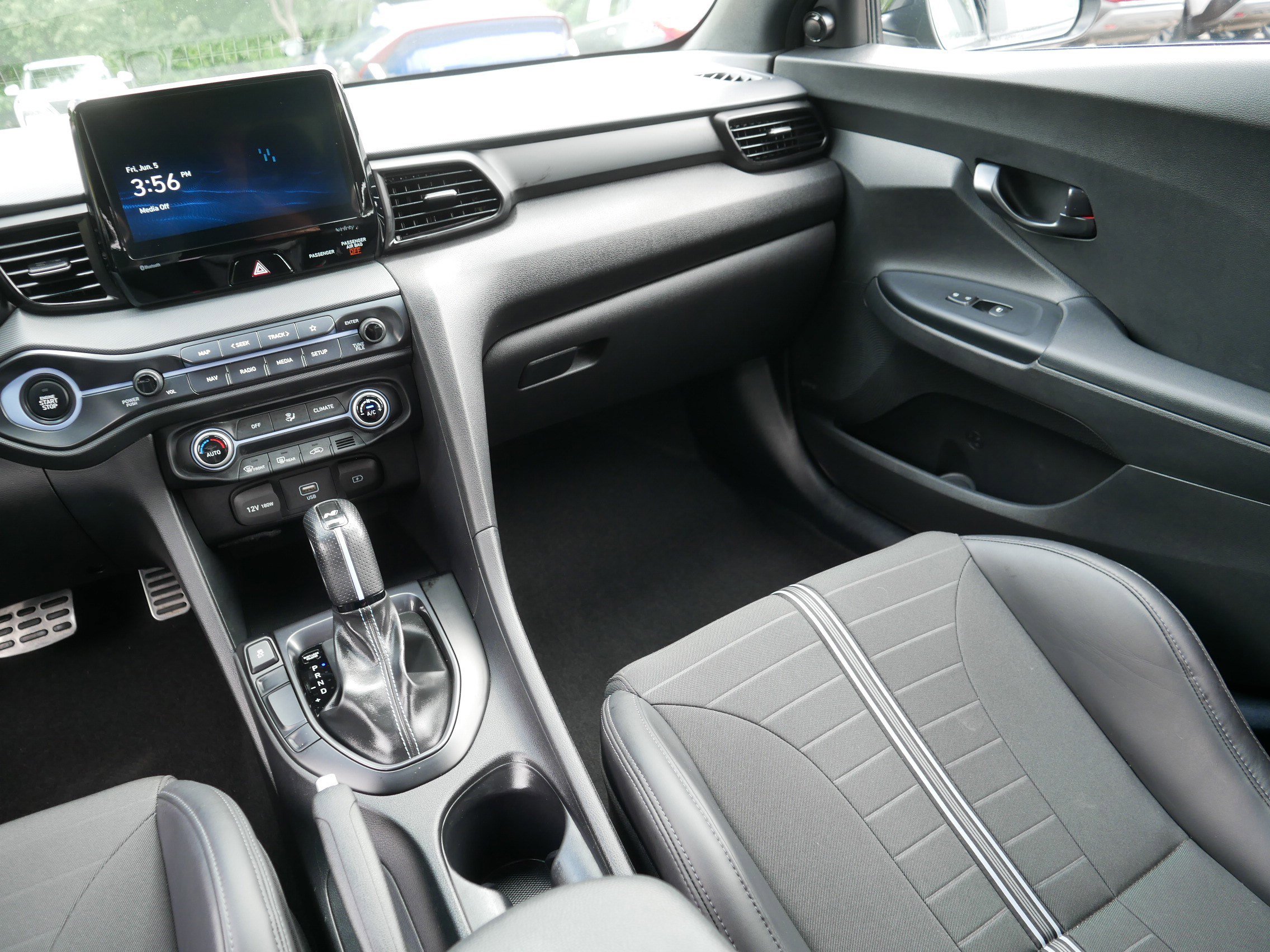 Used 2022 Hyundai Veloster N FWD image 11