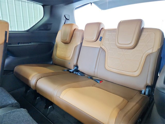 New 2025 Nissan Armada Platinum Reserve image 36