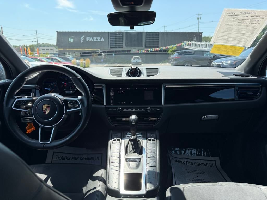 Used 2019 Porsche Macan AWD/4WD image 18