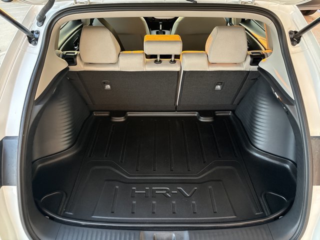New 2027 Honda HR-V LX image 9