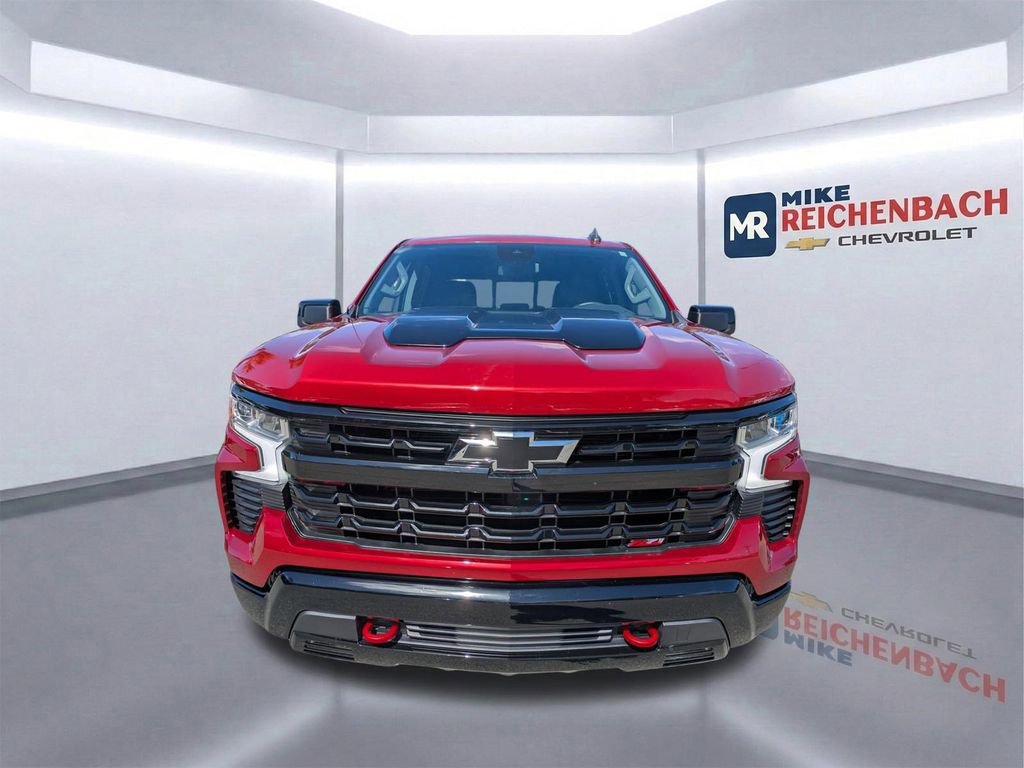 Used 2024 Chevrolet Silverado 1500 LT Trail Boss w/ Convenience Package II image 9