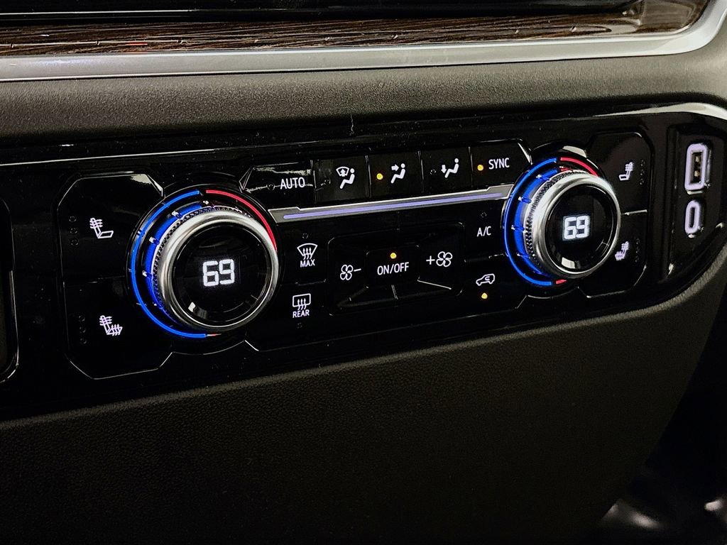 New 2026 GMC Sierra 1500 Elevation image 16