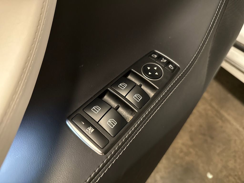 Used 2020 Tesla Model S Performance image 13