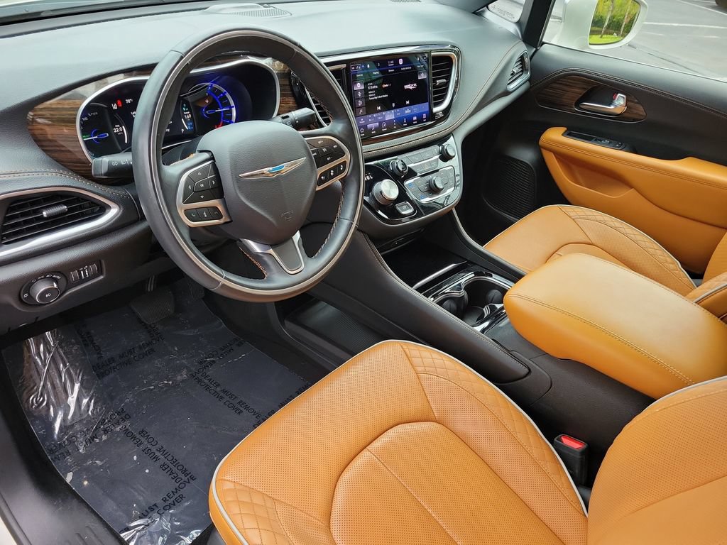 Used 2021 Chrysler Pacifica Pinnacle FWD image 25