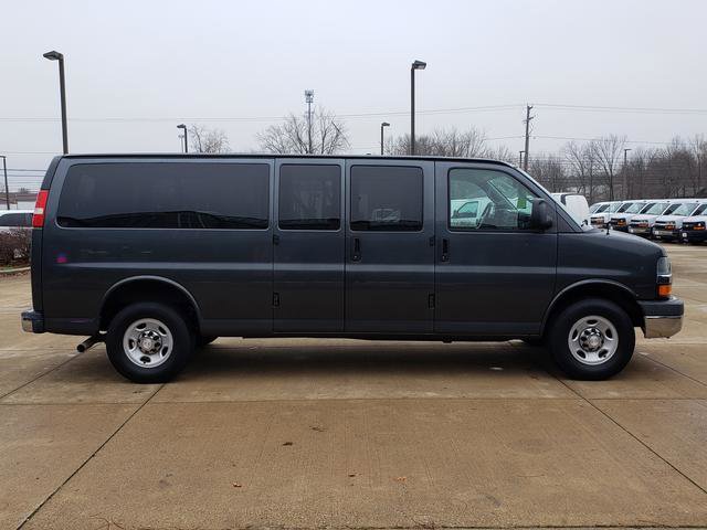 Used 2016 Chevrolet Express 3500 LT w/ LT Preferred Equipment Group image 7