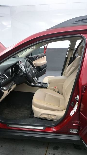Used 2017 Subaru Outback 2.5i Limited AWD/4WD image 9