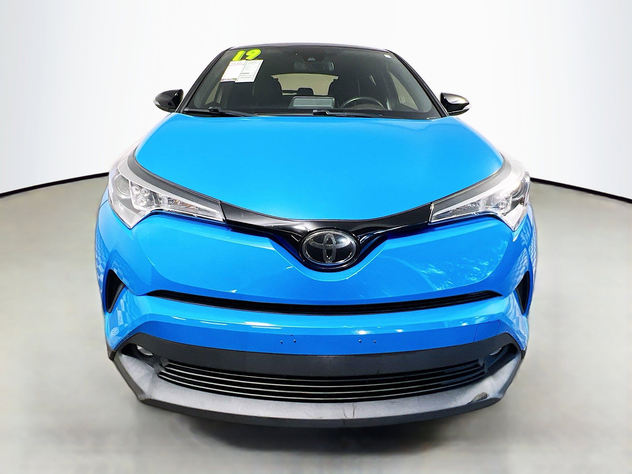 Used 2019 Toyota C-HR Limited image 11