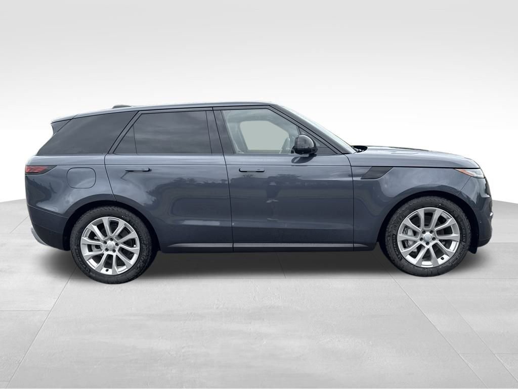 New 2024 Land Rover Range Rover Sport SE image 6