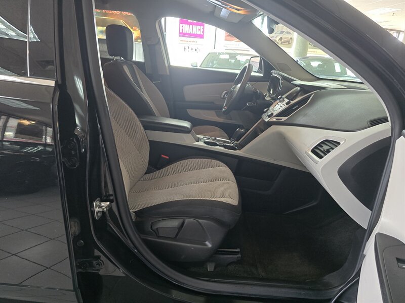 Used 2017 GMC Terrain SLE FWD image 15