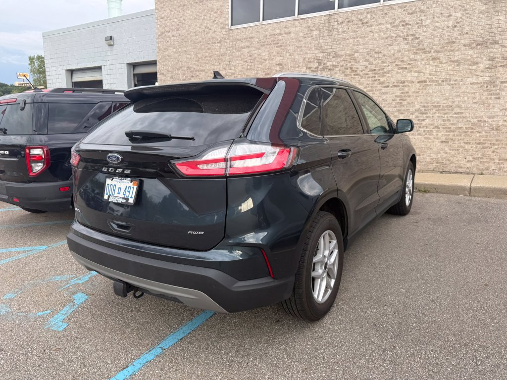Used 2024 Ford Edge SEL w/ Convenience Package AWD/4WD image 8