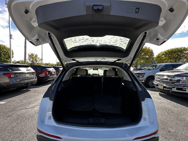 Certified 2023 Lincoln Corsair AWD w/ Equipment Group 101A image 41