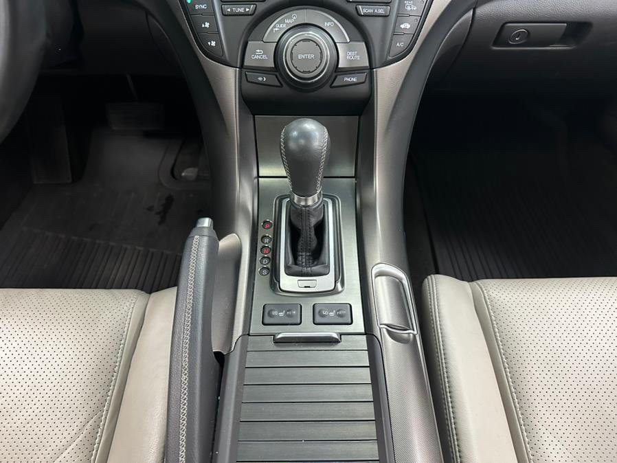 Used 2013 Acura TL w/ Technology Package AWD/4WD image 22