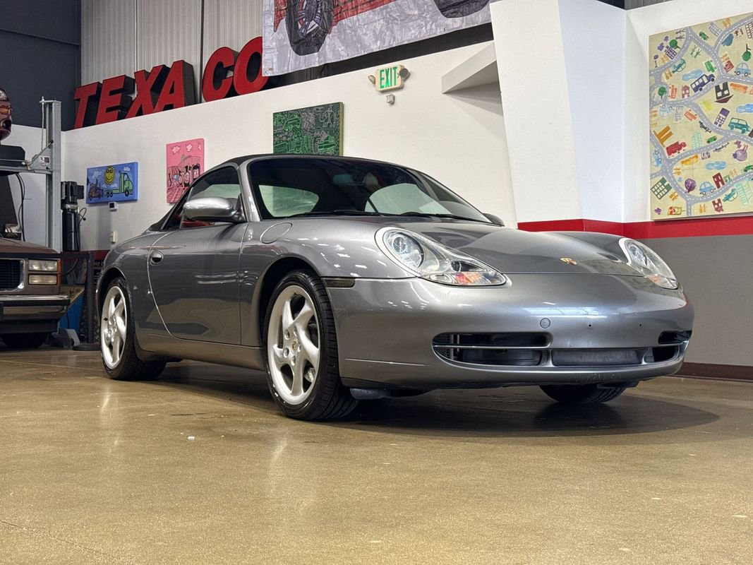 Used 2001 Porsche 911 Carrera 4 AWD/4WD image 39