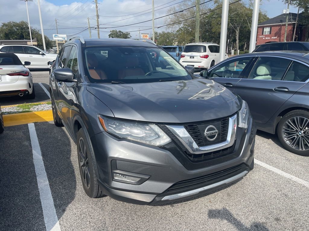 Used 2017 Nissan Rogue SL w/ SL Premium Package image 1