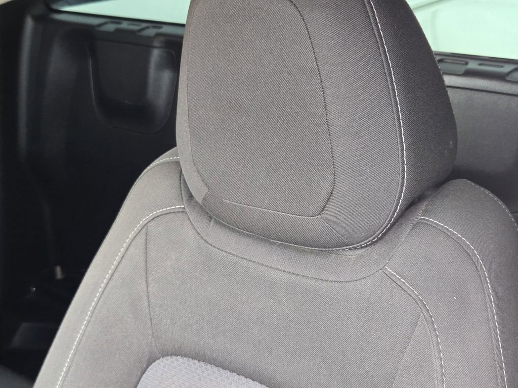 Used 2022 Chevrolet Colorado LT w/ Fleet Safety Package image 15