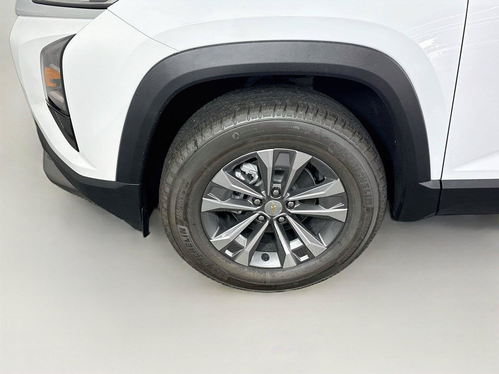 New 2027 Chevrolet Equinox LT AWD/4WD image 23