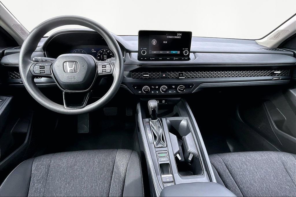 Used 2025 Honda Accord SE image 8