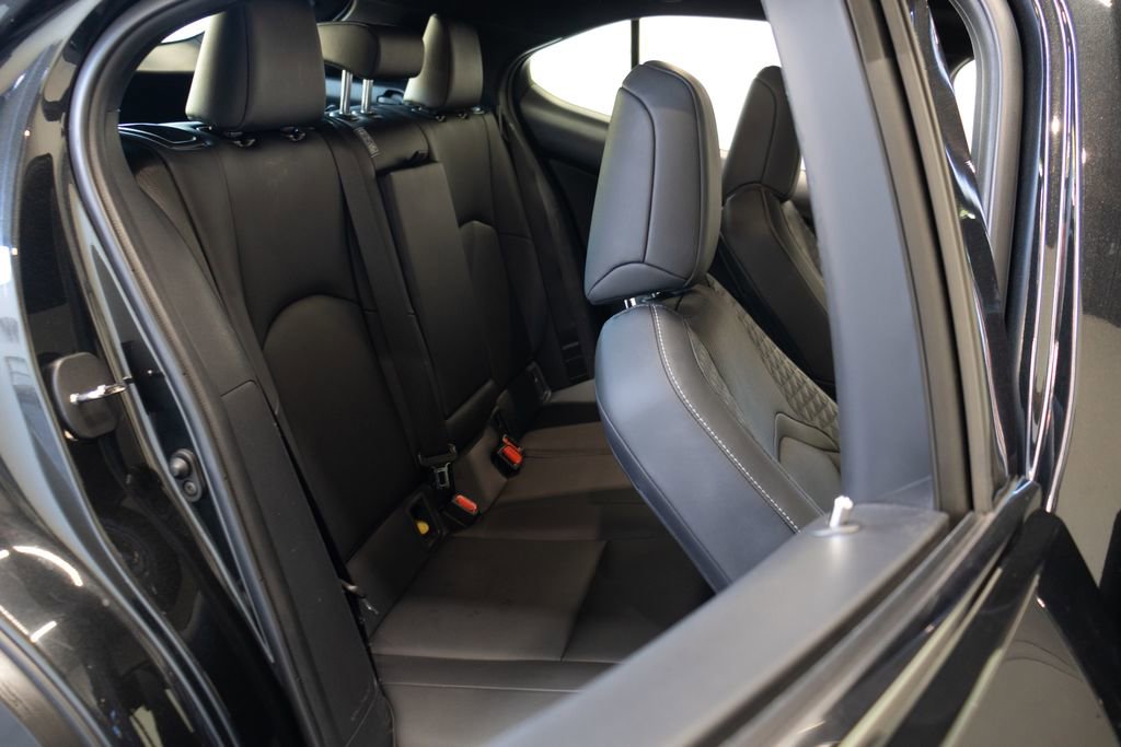 Used 2020 Lexus UX 200 w/ Premium Package FWD image 22