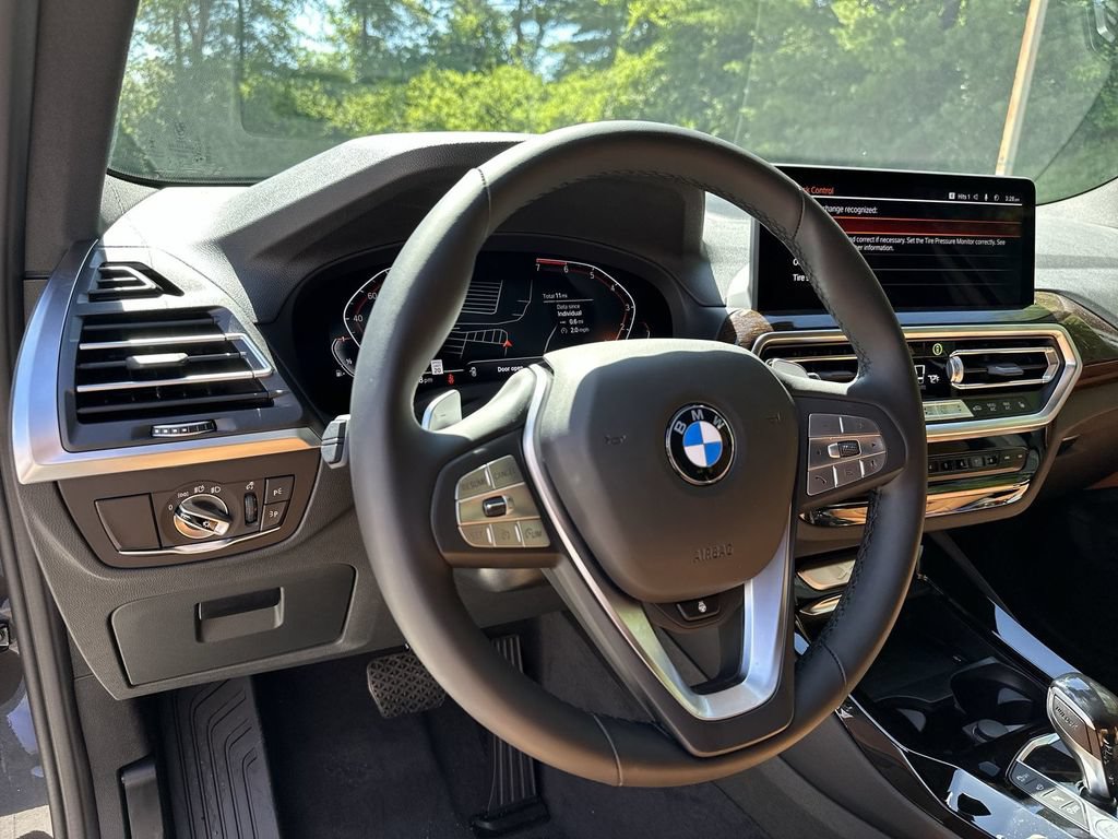 Used 2024 BMW X3 xDrive30i w/ Premium Package w/ZPA AWD/4WD image 34