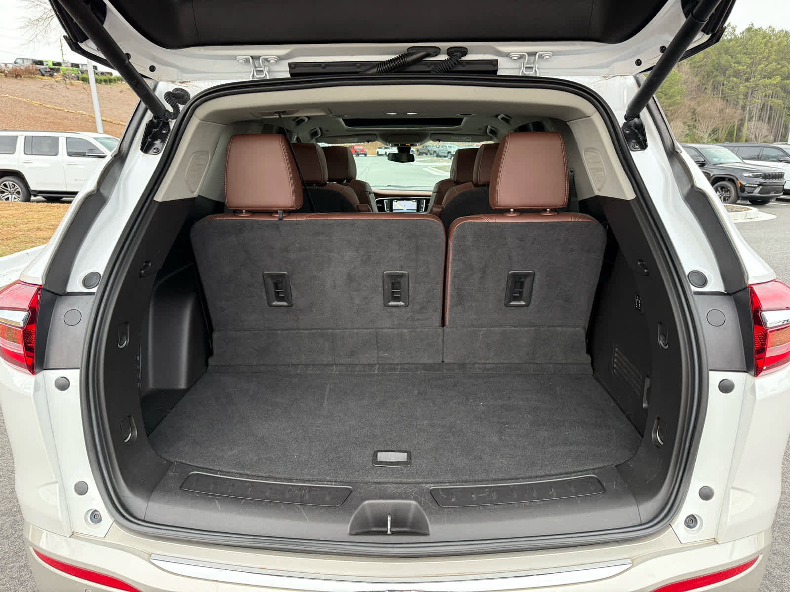 Used 2019 Buick Enclave Avenir w/ Avenir Technology Package image 29